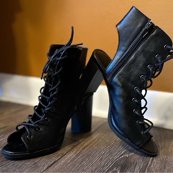 black lace front booties - Picture 8 of 8